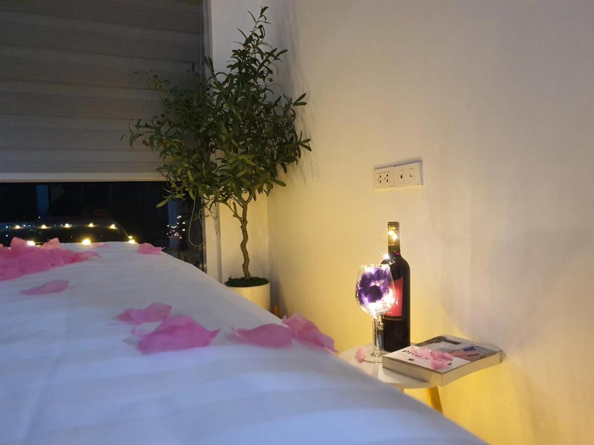 Tulip Homestay Ha Long Bagian luar foto